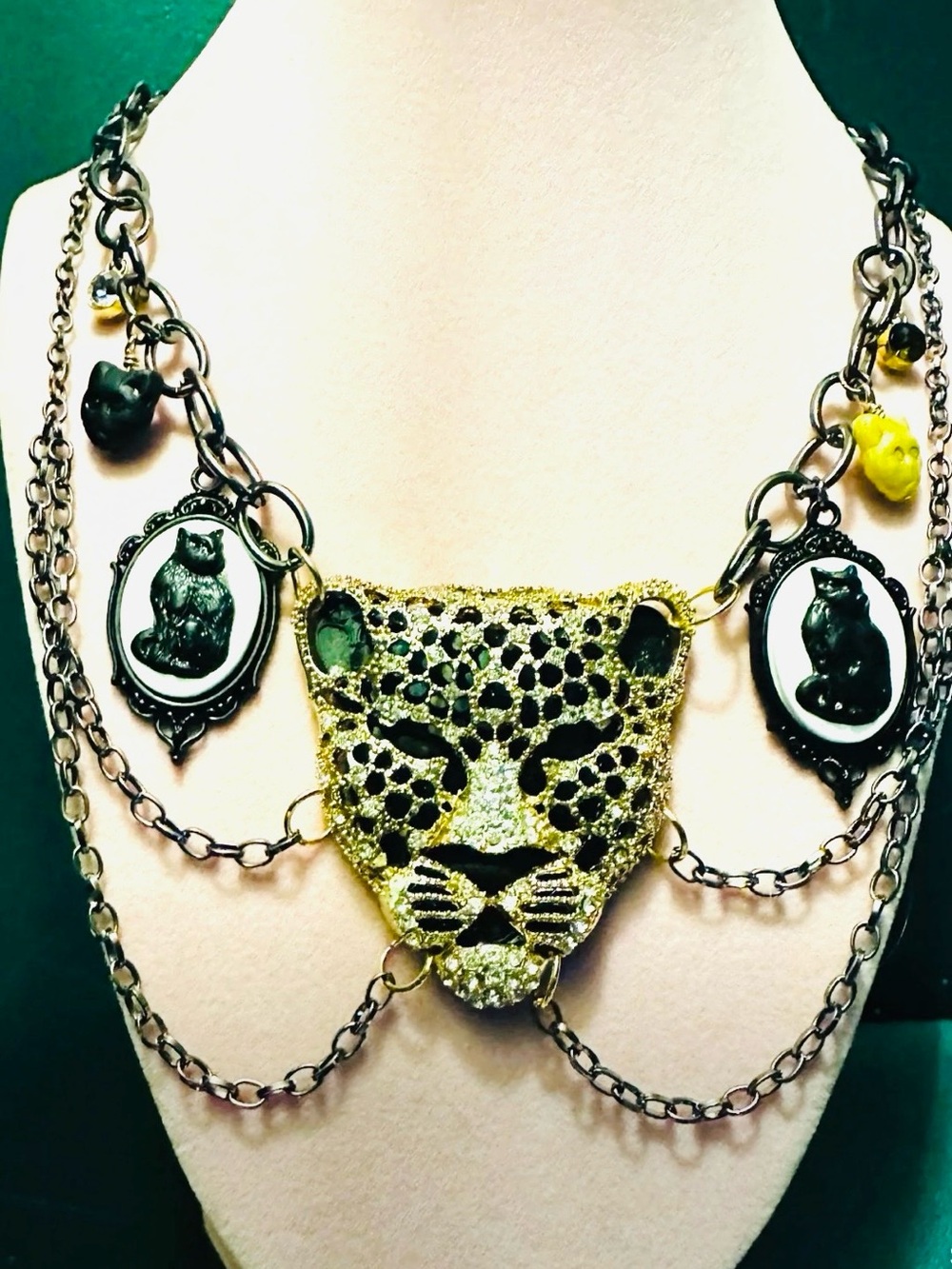 love cats necklace